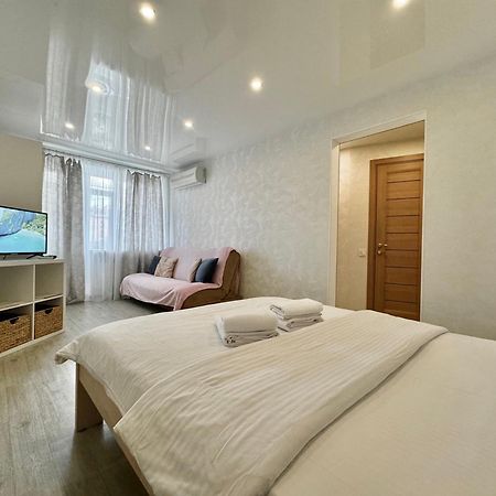 Apartpoltava: Scandinavian-Style Apartments in Central Poltava Exterior photo